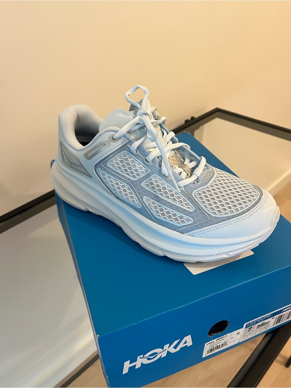 HOKA Clifton One9